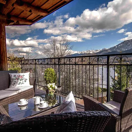 Aparthost Tatra View شقة