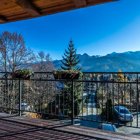 Aparthost Tatra View شقة