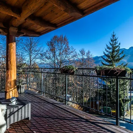 Aparthost Tatra View アパート *