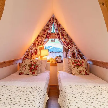 Aparthost Tatra View شقة